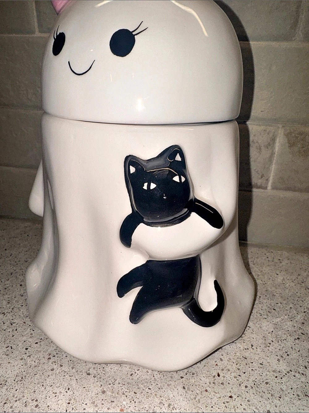 Booville! Halloween Ghost Ceramic Food Storage Container Holding a Black Cat - Picture 3 of 8